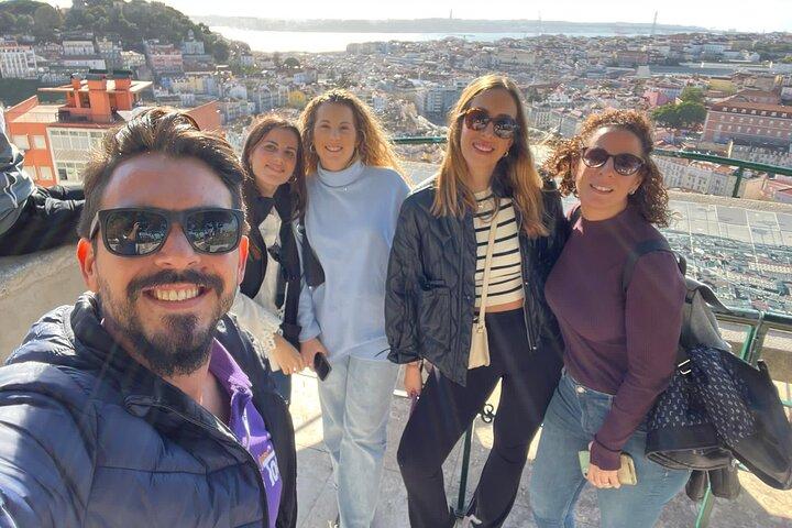 Lisbon 7 Hills Private TukTuk Tour : Bästa utsikten och ikoniska landmärken
