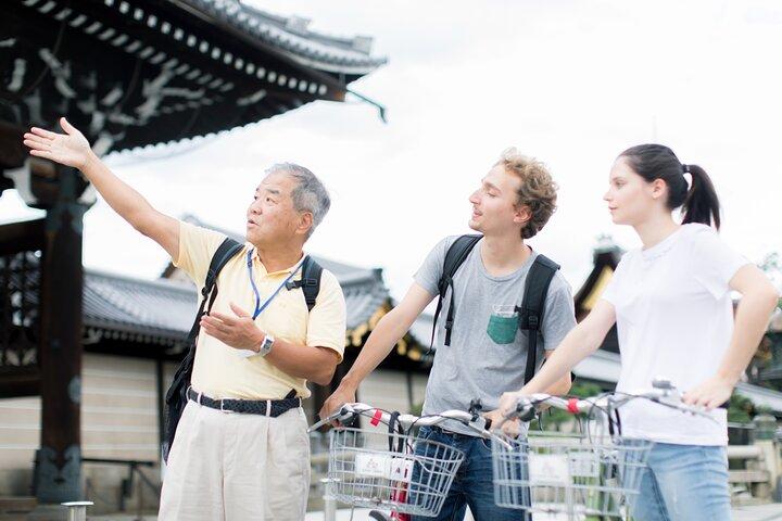 Explore Hidden Alleyway with a Local Expert (Afternoon Tour)
