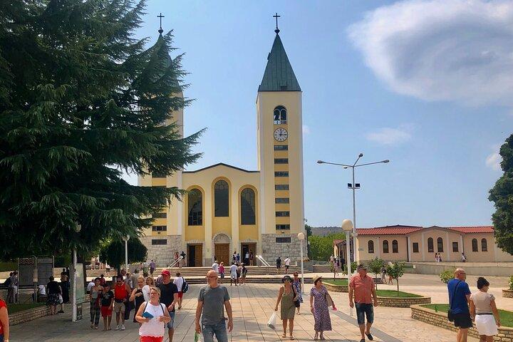 Viagem privada de um dia a Medjugorje saindo de Dubrovnik + Cachoeiras Kravice