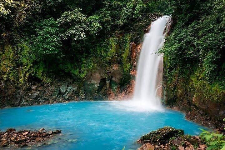 Cachoeira Rio Celeste+Floresta Tropical+Tubing+Santuário da Preguiça