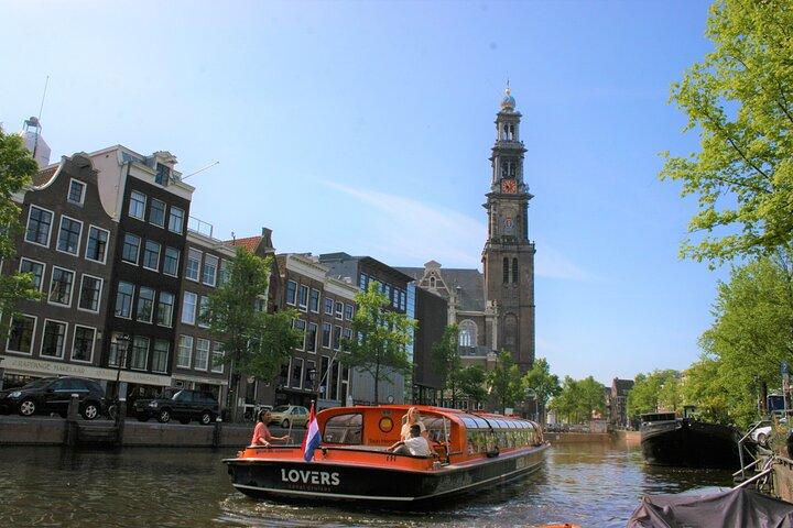 STRAAT Museum Amsterdam and 1-Hour Canal Cruise
