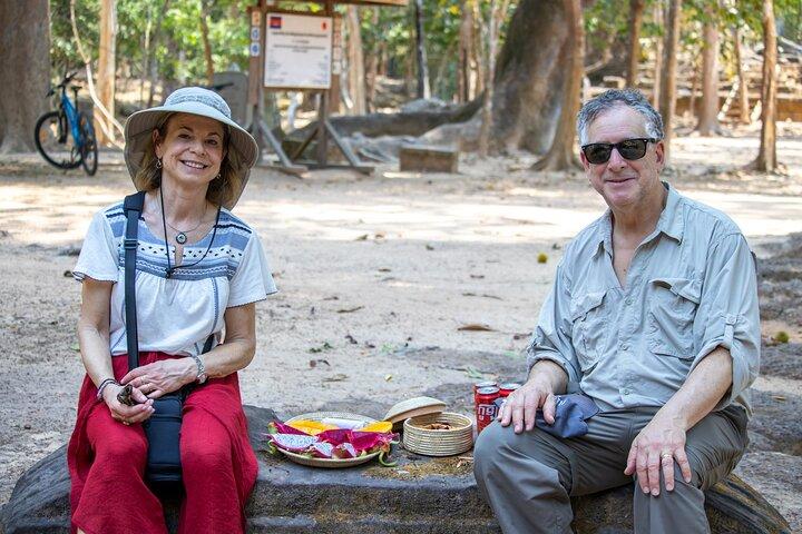 Siem Reap: Angkor Wat Sunrise & Explore Angkor Temples With Guide