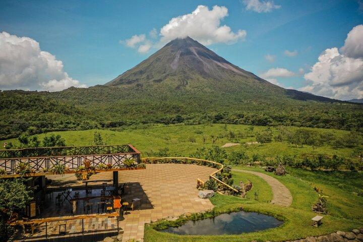 La Fortuna Hot Springs & Costa Rican Artisan Tour avec déjeuner