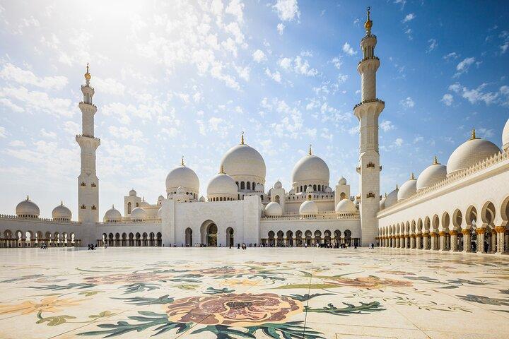 Abu Dhabi Mosque Tour With Qasr Al Watan & Louvre Museum