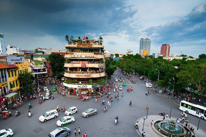 Tour di gruppo di lusso di un'intera giornata ad Hanoi (martedì, mercoledì, giovedì, sabato, domenica)