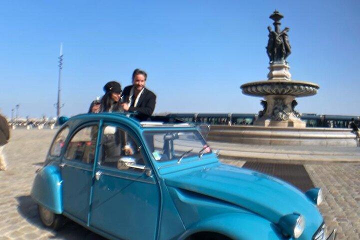 Visite privée de Bordeaux Unesco en Citroën 2cv