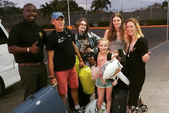 Privater Flughafentransfer nach Antigua und Barbuda