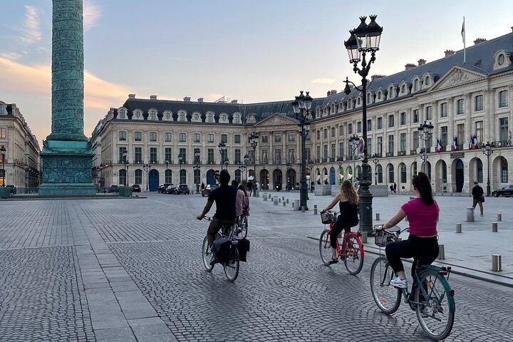 Paris Highlights mit dem Fahrrad erkunden
