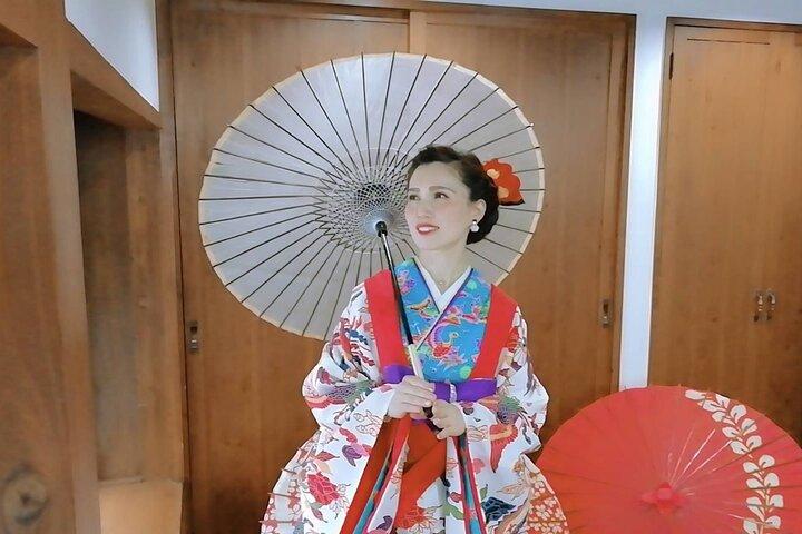 Costumi tradizionali giapponesi "Kimono", "Yukata", "Ryuso" Corso di fotografia (Acconciatura, Rossetto, Vestizione e Servizio fotografico)