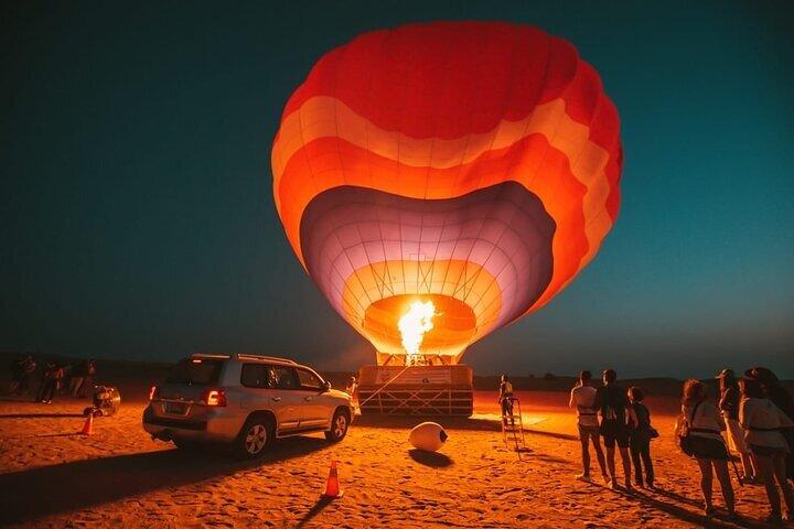 Dubai Hot Air Balloon Tour with Breakfast Camel Ride and Transfer