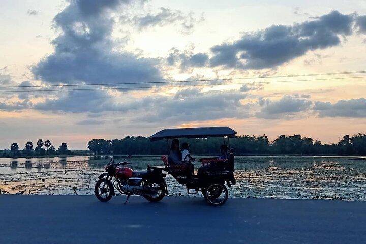 シェムリアップA-デイツアー：アンコールワットサンライズ-バイヨンタープロームイントゥクトゥク