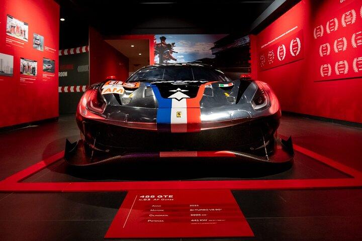 Tour Ferrari Privado de Florença com Degustações