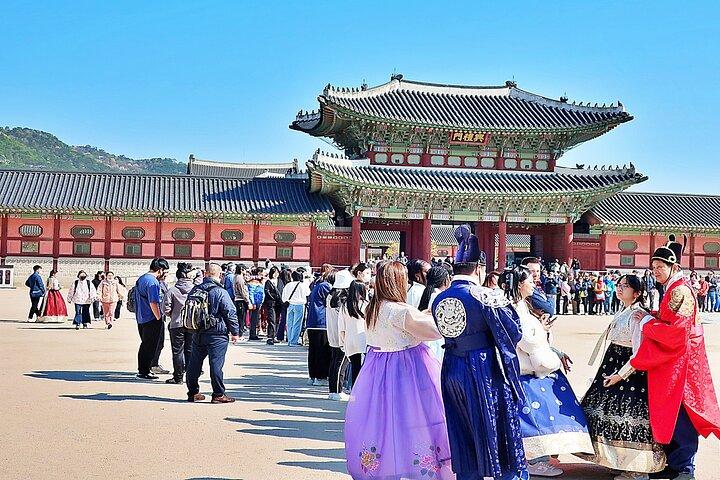 Tour Privado: Palácio Real e Aldeias Tradicionais usando Hanbok
