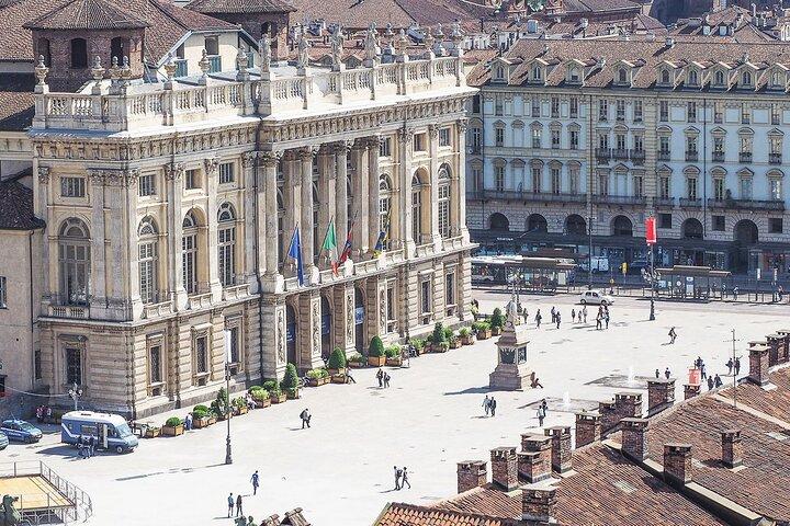 Visite à pied audioguidée privée à Turin