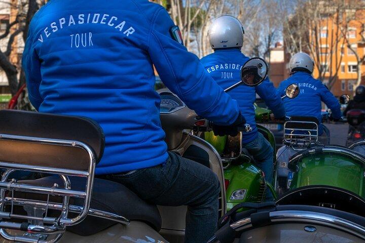 Rome Morning Vespa Sidecar Tour em Roma com Cappuccino