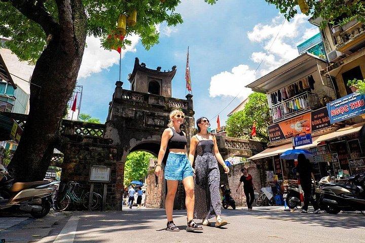 少人数グループ ハノイ ラグジュアリー シティ ツアー 月曜と金曜限定