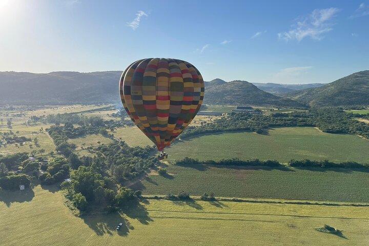 Sunrise Hot Air Balloon Safari with Breakfast near Hartbeespoort