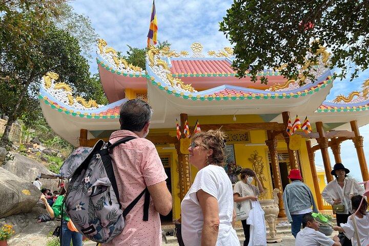 Cu Chi Tunnel & Cao Dai Tempel Eintägige Privattour