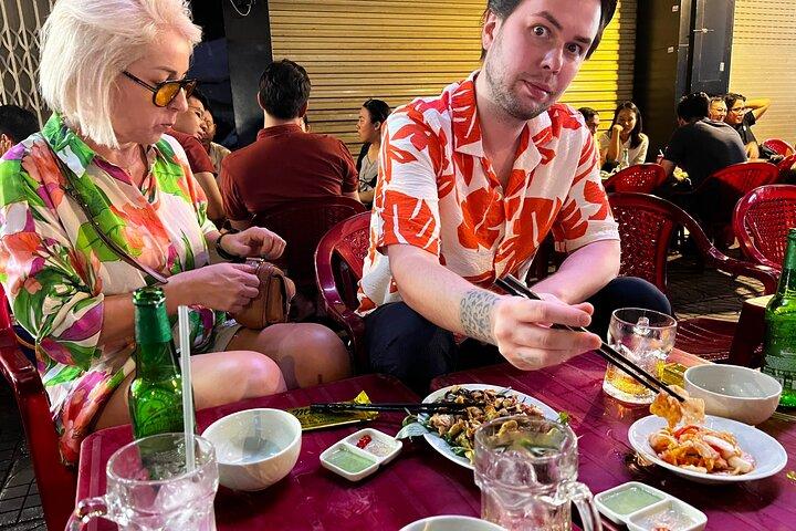 Saigon Street Food By Night - Visite privée de Foodie City avec un guide local