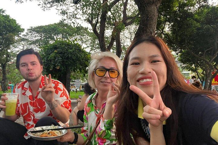 Saigon Street Food By Night - Visite privée de Foodie City avec un guide local