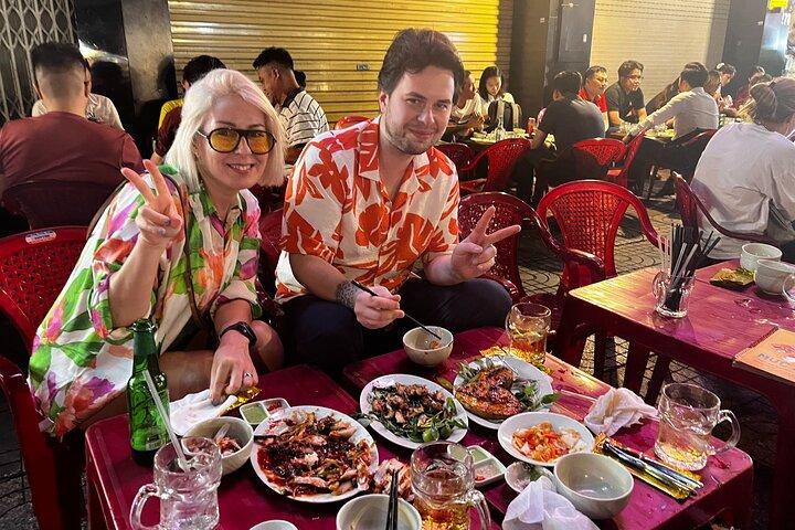 Saigon Street Food By Night - Visite privée de Foodie City avec un guide local