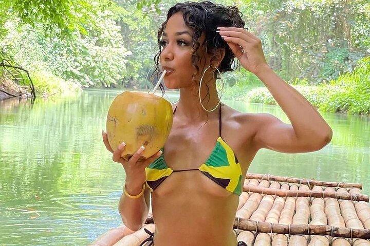 Rafting de bambu relaxante com massagem nos pés