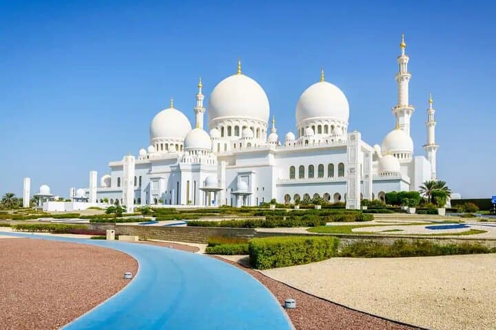 SZ Mosque with Ferrari World & Warner Brother Private Tour
