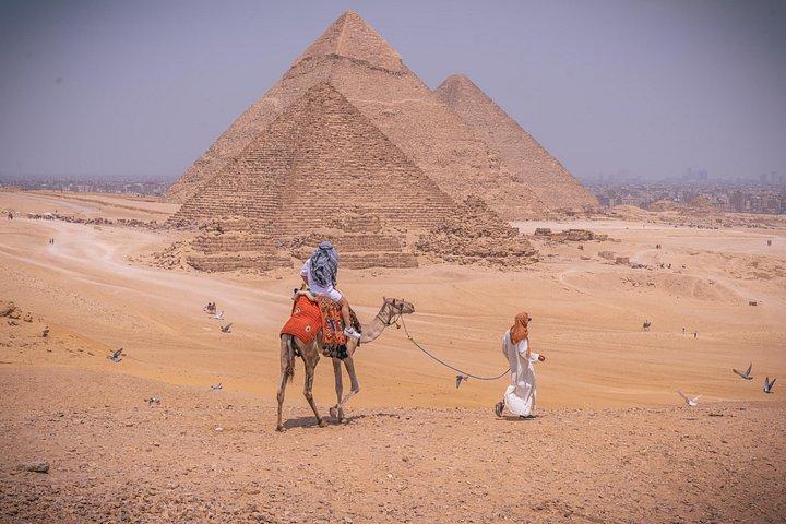Private Egypt Tours: Giza Pyramids & Photography Experience