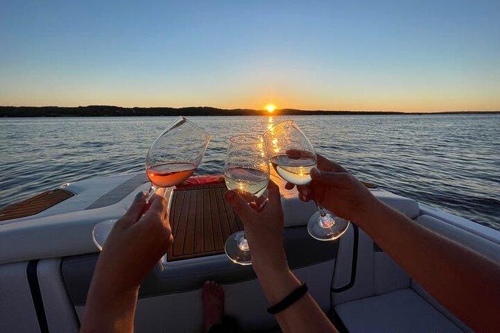 Luxuriöse 2-stündige Sonnenuntergangstour Canandaigua Lake – Gruppen oder Einzelpersonen