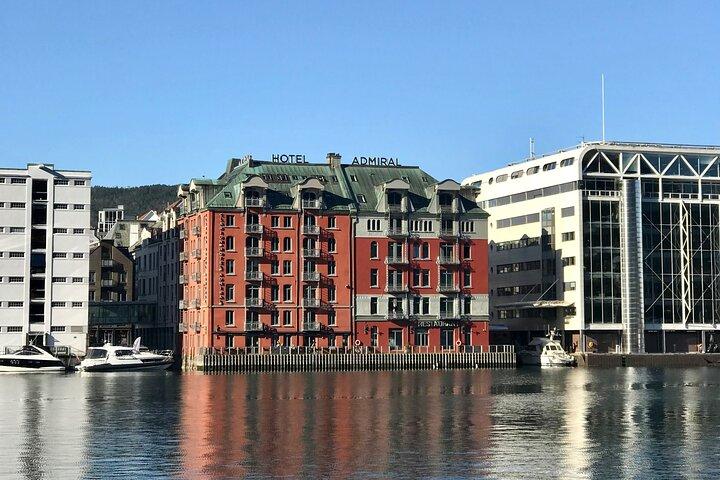 Private Walking Tour- Bergen Classics