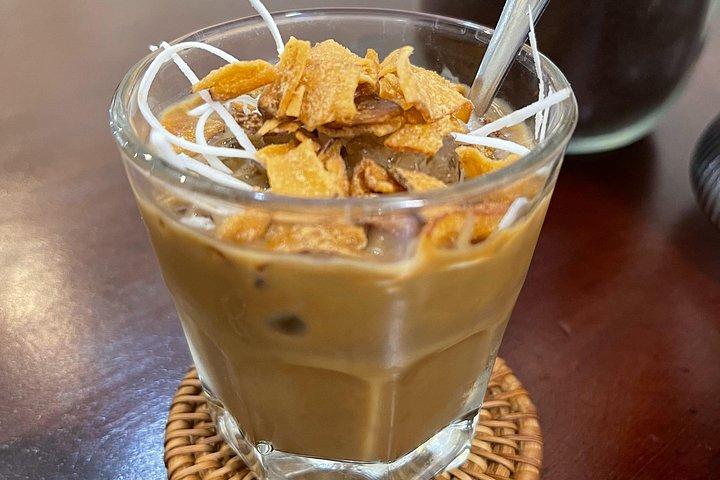 Hanoi Coffee Class learning 5 famous coffee in Hanoi