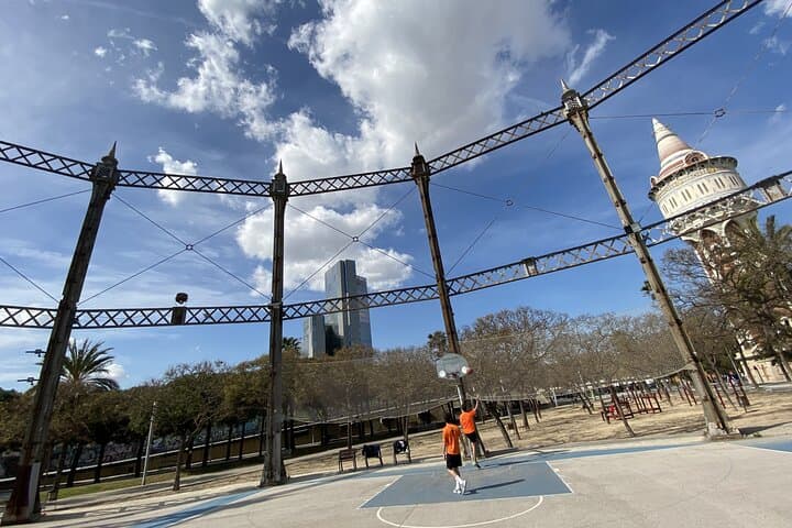 Best of Barcelona Highlights: Private Half-Day E-Bike Tour