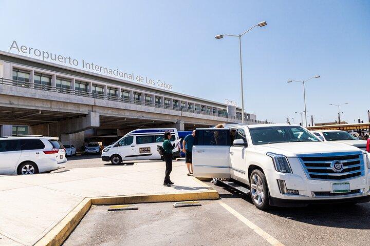 Privé SUV-retour van luchthaven naar hotels in San Jose del Cabo