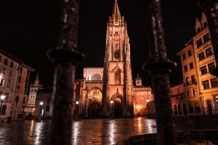 Discovering the Charm of Oviedo with Your Loved One -Private Tour