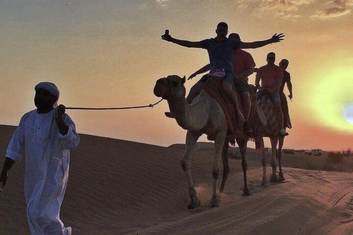 Ekstrem ørken eventyr: Dune Bashing, ATV, Buggy & Camel Ride