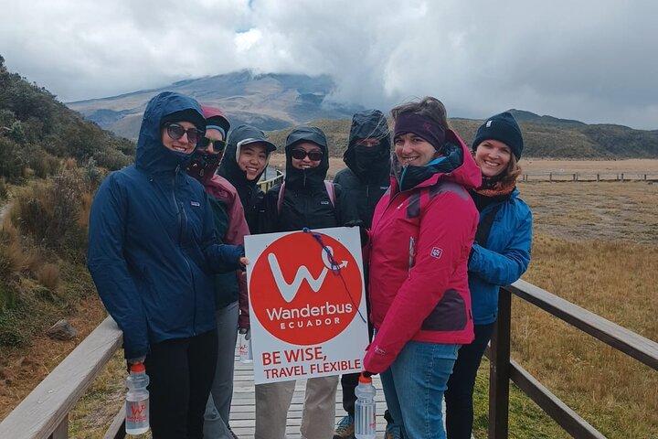 Tour de Quito a Baños visitando Volcán Cotopaxi y Laguna Quilotoa