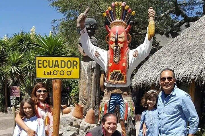 Quito City Tour - Middle of the World e Teleférico (funivia)