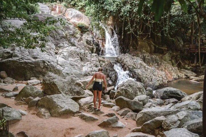 Privat rundtur i Koh Samui vattenfall och mumifierade munktemplet