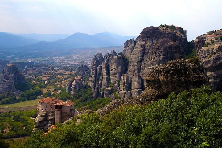 Full Day Tour of Meteora by bus from Athens