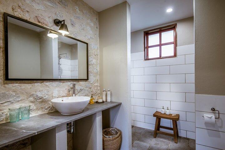 ハノイ発3日間のプライベートツアーTopas Ecolodgeハイキング