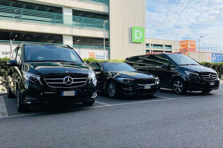 Private Transfer from Rotterdam hotels to IJmuiden Cruise Port