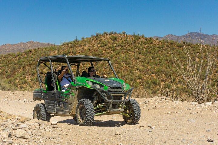 Alquiler autoguiado de UTV Centipede Desert
