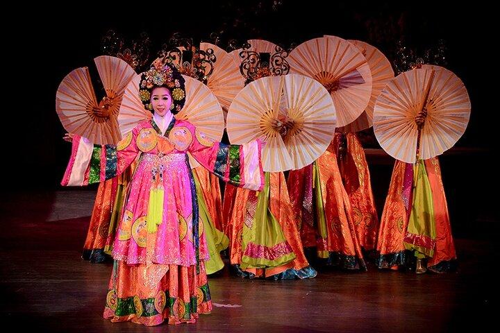 Colosseum Cabaret Show à Pattaya Billet d'entrée