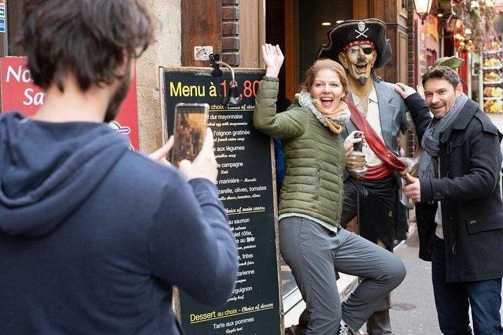 Paris Private Custom Tour mit einem lokalen Guide, versteckten Juwelen und Highlights