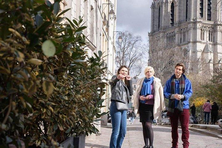 Paris Private Custom Tour mit einem lokalen Guide, versteckten Juwelen und Highlights