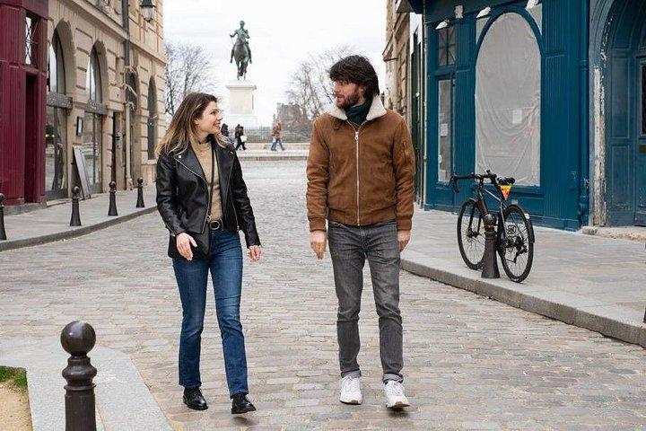 Paris Private Custom Tour mit einem lokalen Guide, versteckten Juwelen und Highlights