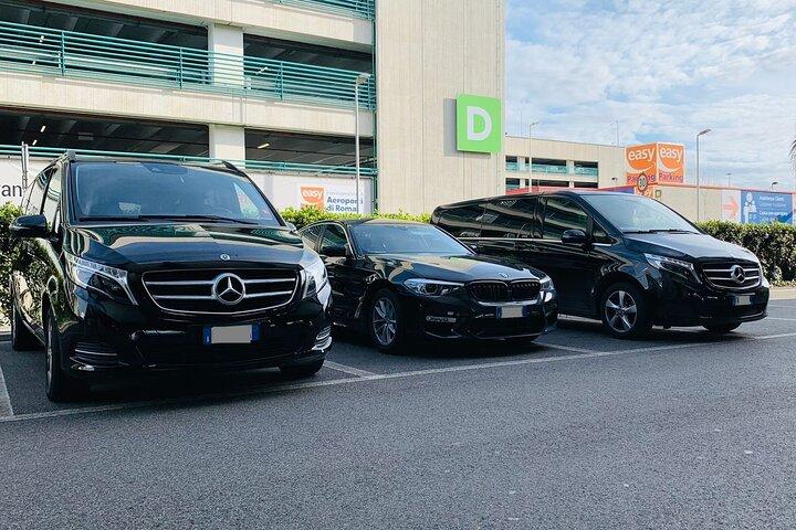 Flughafen Madrid (MAD) nach Madrid – Privater Transfer bei der Ankunft