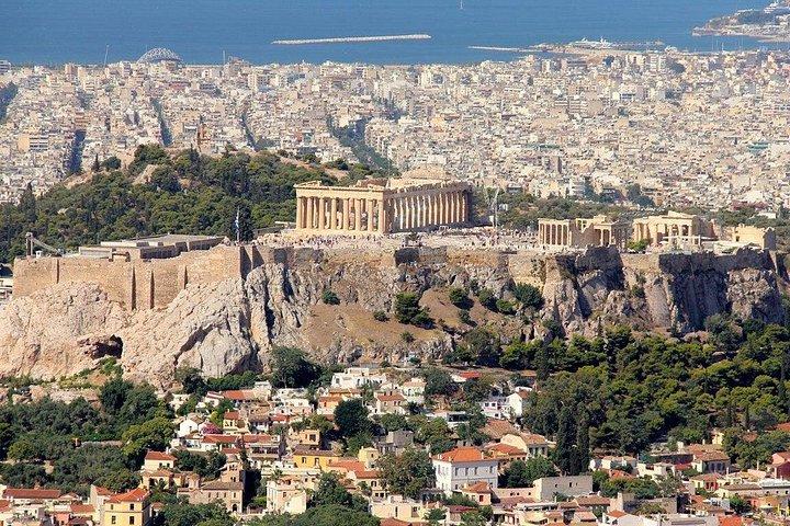 アテネ：アクロポリスの景色を眺めながらギリシャのシャンパンテイスティング体験