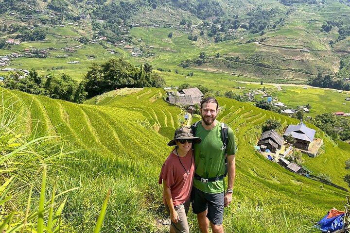 Excursão privada de 3 dias em Sapa, campos de arroz e aldeias étnicas