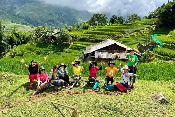 Excursão privada de 3 dias em Sapa, campos de arroz e aldeias étnicas